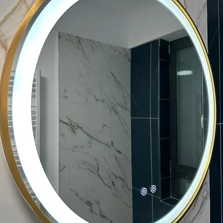 Q Business ティミショアラ