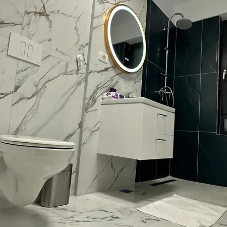 アパート Q Business *