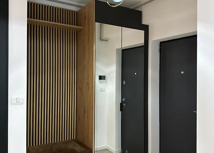 Q Business * Temešvár